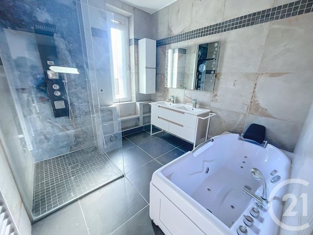 Afficher la photo en grand Appartement F4 à vendre - 4 pièces - 106,21 m2 - Ajaccio - 201 - CORSE