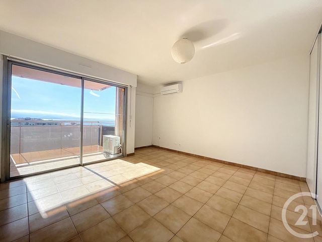 Appartement F1 à louer - 1 pièce - 37 m2 - Ajaccio - 201 - CORSE