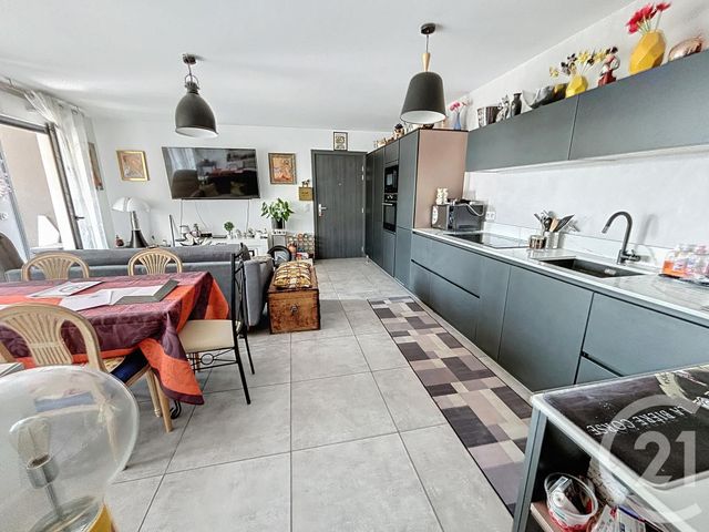 Afficher la photo en grand Appartement F3 à vendre - 3 pièces - 69 m2 - Ajaccio - 201 - CORSE