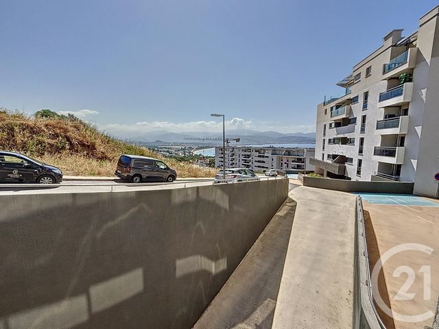 Afficher la photo en grand Appartement F3 à vendre - 3 pièces - 69 m2 - Ajaccio - 201 - CORSE
