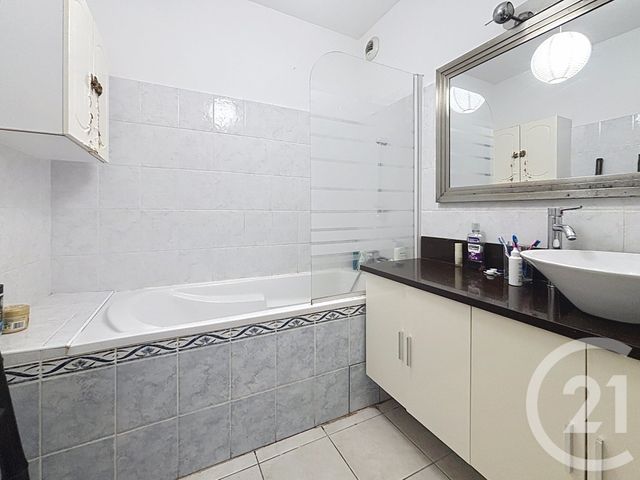 Appartement F3 à vendre - 3 pièces - 81,90 m2 - Ajaccio - 201 - CORSE