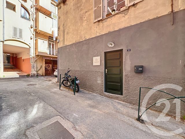 Appartement Local à louer - 3 pièces - 70 m2 - Ajaccio - 201 - CORSE