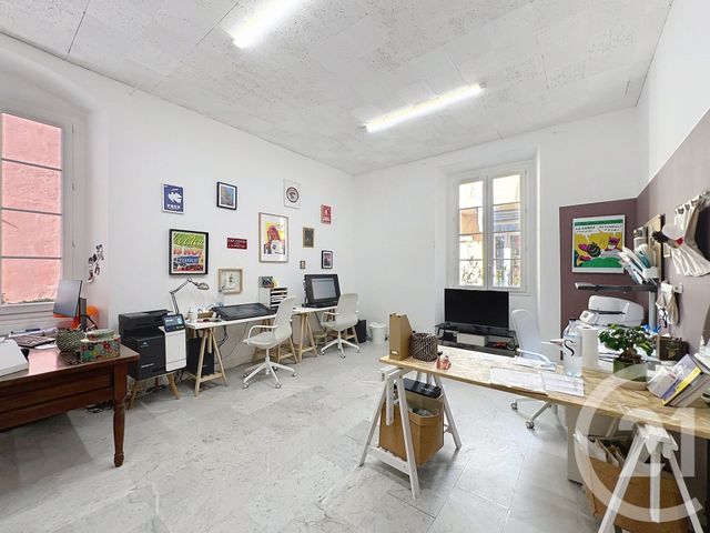Appartement Local à louer - 3 pièces - 70 m2 - Ajaccio - 201 - CORSE