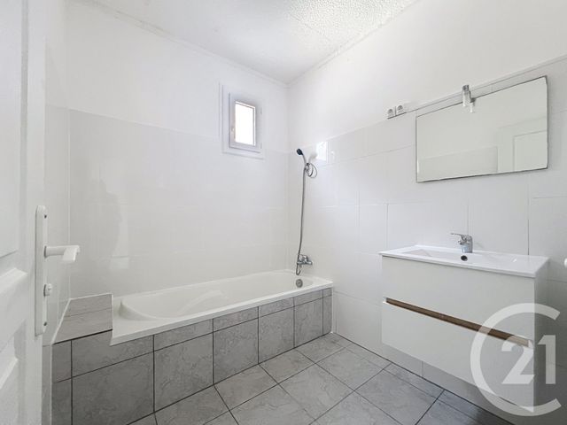 Appartement F3 à louer - 3 pièces - 63 m2 - Ajaccio - 201 - CORSE