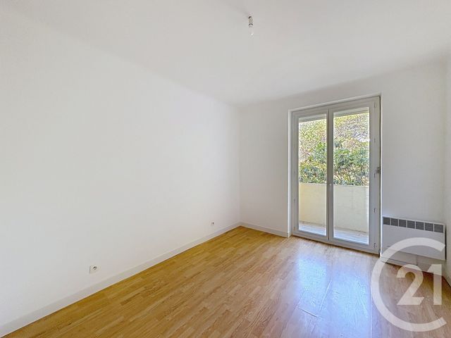 Afficher la photo en grand Appartement F4 à louer - 4 pièces - 94 m2 - Ajaccio - 201 - CORSE