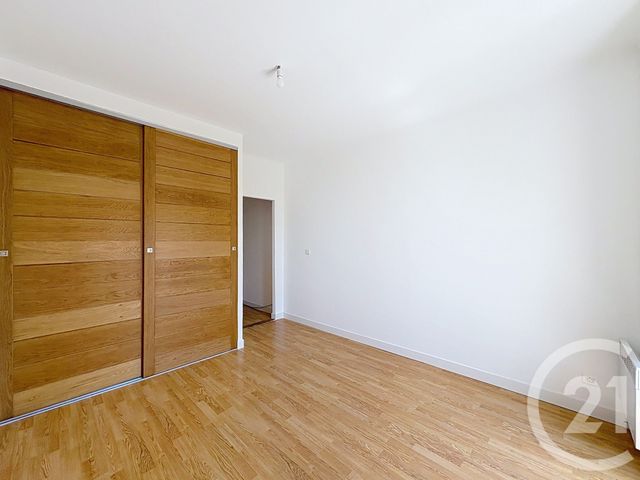 Afficher la photo en grand Appartement F4 à louer - 4 pièces - 94 m2 - Ajaccio - 201 - CORSE