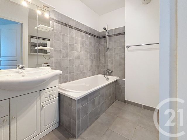 Appartement F4 à vendre - 4 pièces - 82,72 m2 - Ajaccio - 201 - CORSE