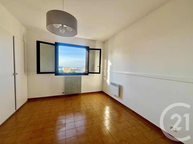 Appartement F3 à louer - 3 pièces - 77 m2 - Ajaccio - 201 - CORSE