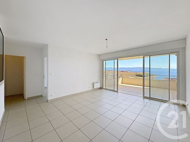 Appartement F2 à louer - 2 pièces - 50 m2 - Ajaccio - 201 - CORSE