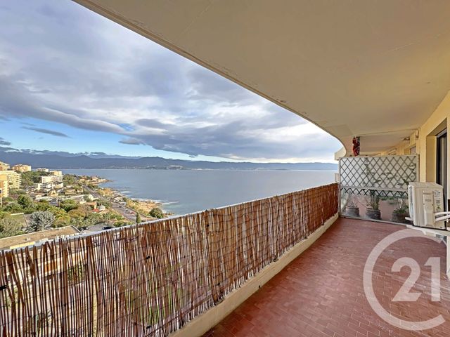 Appartement F2 à louer AJACCIO