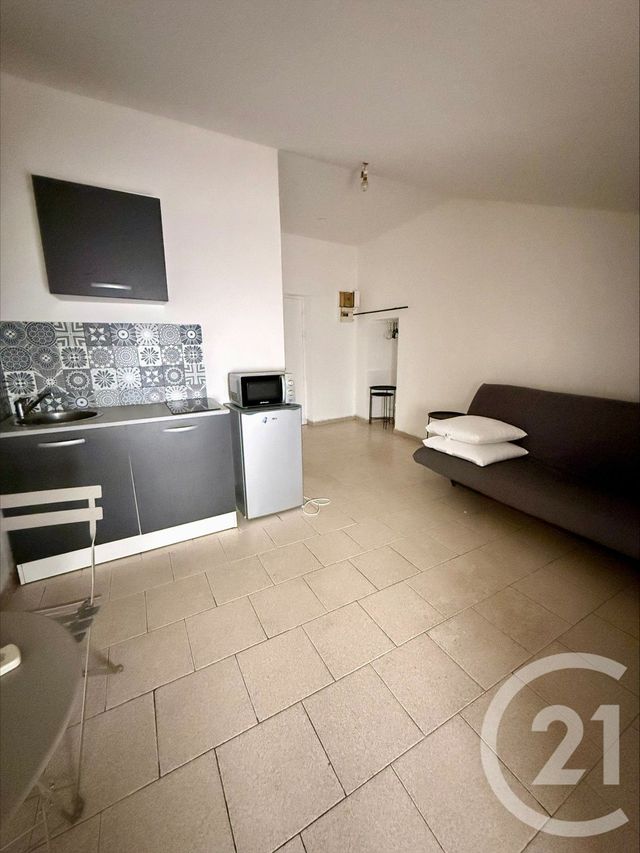 Appartement Studio &agrave; louer - 1 pi&egrave;ce - 17 m2 - Ajaccio - 201 - CORSE