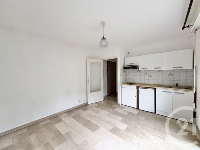 Appartement Studio &agrave; louer - 1 pi&egrave;ce - 18,70 m2 - Ajaccio - 201 - CORSE