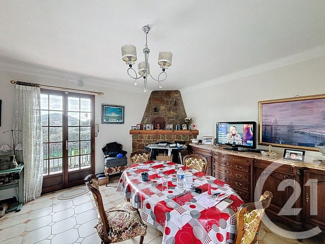 Appartement T5 &agrave; vendre - 7 pi&egrave;ces - 135 m2 - Bastelicaccia - 201 - CORSE