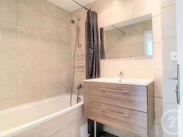 Appartement F4 &agrave; louer - 4 pi&egrave;ces - 69 m2 - Ajaccio - 201 - CORSE