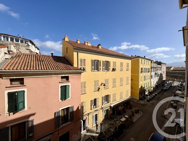 Appartement T3 &agrave; louer - 3 pi&egrave;ces - 62,25 m2 - Ajaccio - 201 - CORSE