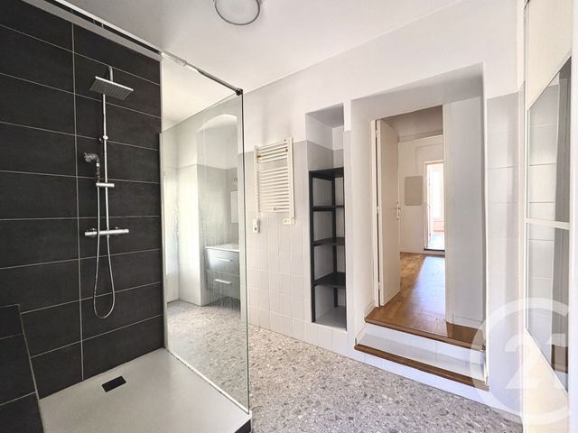 Appartement T3 &agrave; louer - 3 pi&egrave;ces - 62,25 m2 - Ajaccio - 201 - CORSE