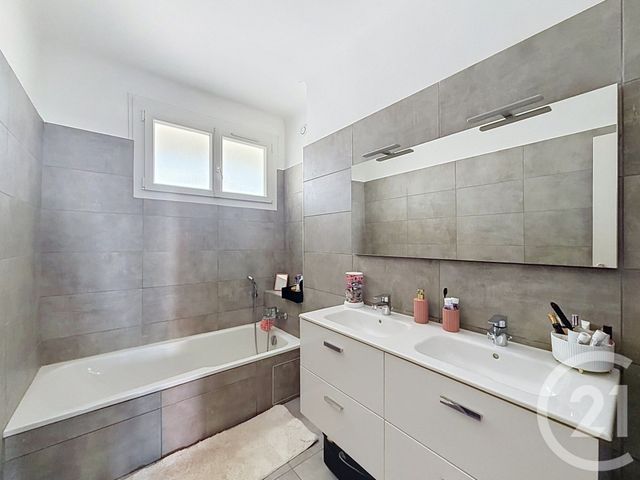 Appartement F4 &agrave; vendre - 4 pi&egrave;ces - 95,20 m2 - Ajaccio - 201 - CORSE