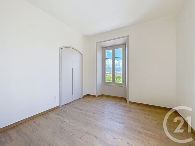 Appartement T4 &agrave; louer - 4 pi&egrave;ces - 103 m2 - Ajaccio - 201 - CORSE