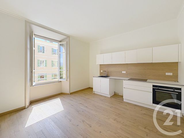 Appartement T4 &agrave; louer - 4 pi&egrave;ces - 103 m2 - Ajaccio - 201 - CORSE