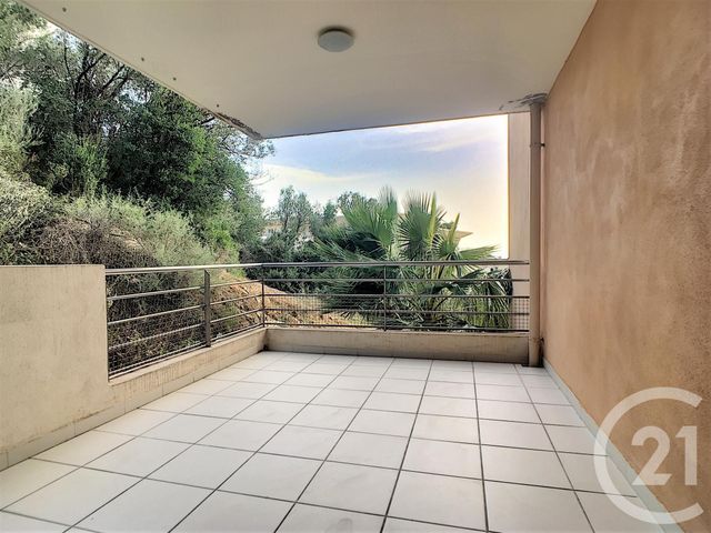 Appartement F3 &agrave; louer - 3 pi&egrave;ces - 75 m2 - Ajaccio - 201 - CORSE