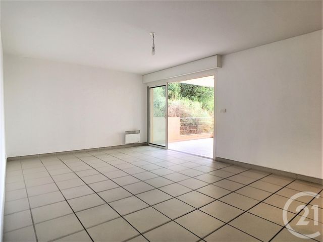 Appartement F3 &agrave; louer - 3 pi&egrave;ces - 75 m2 - Ajaccio - 201 - CORSE