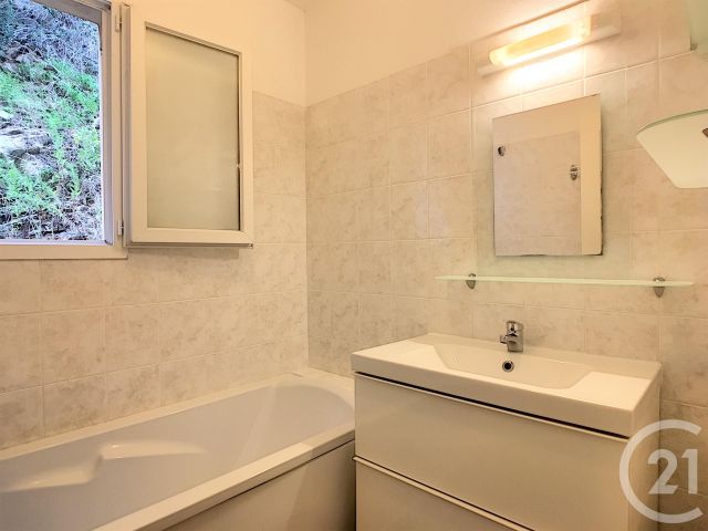 Appartement F3 &agrave; louer - 3 pi&egrave;ces - 75 m2 - Ajaccio - 201 - CORSE