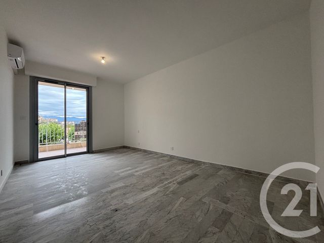 Appartement &agrave; louer - 2 pi&egrave;ces - 53,91 m2 - Ajaccio - 201 - CORSE
