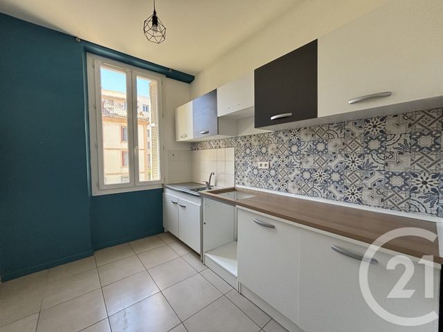 Appartement F3 &agrave; louer - 3 pi&egrave;ces - 66,37 m2 - Ajaccio - 201 - CORSE