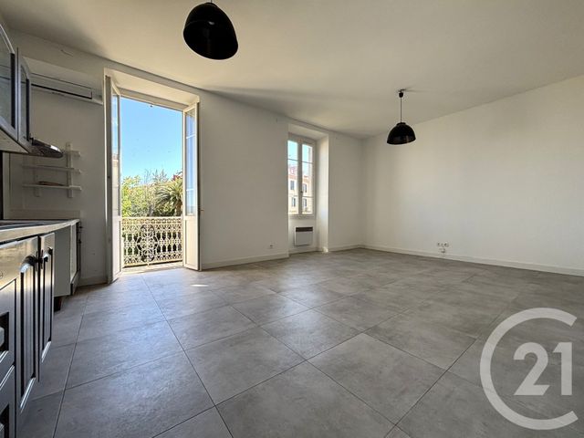 Appartement &agrave; louer - 3 pi&egrave;ces - 84,42 m2 - Ajaccio - 201 - CORSE