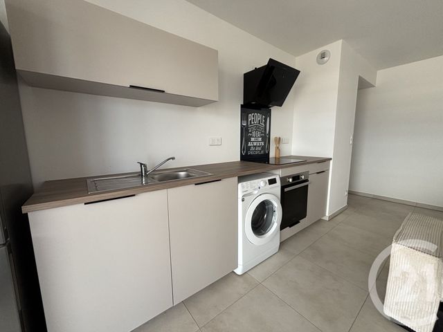 Appartement F2 &agrave; louer - 2 pi&egrave;ces - 45,50 m2 - Sarrola Carcopino - 201 - CORSE