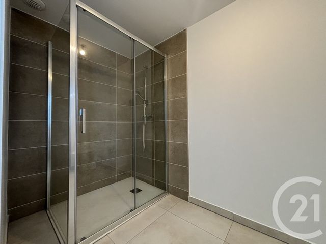 Appartement F2 &agrave; louer - 2 pi&egrave;ces - 45,50 m2 - Sarrola Carcopino - 201 - CORSE