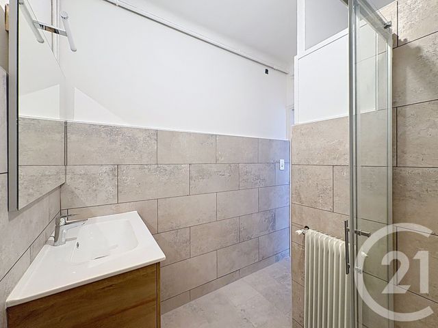 Appartement F3 &agrave; louer - 3 pi&egrave;ces - 74,31 m2 - Ajaccio - 201 - CORSE