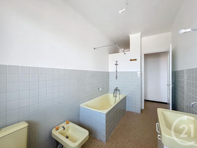 Appartement F2 &agrave; louer - 2 pi&egrave;ces - 60 m2 - Ajaccio - 201 - CORSE