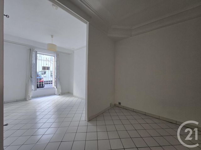 Afficher la photo en grand Appartement F2 à vendre - 2 pièces - 38,20 m2 - Paris - 75015 - ILE-DE-FRANCE