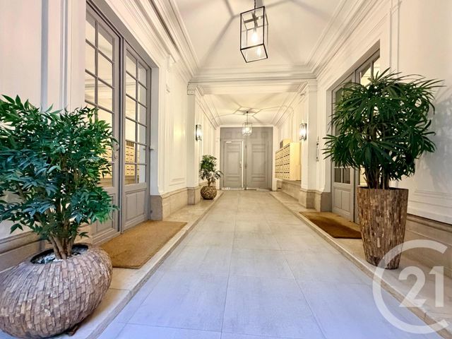 Appartement F2 &agrave; vendre - 2 pi&egrave;ces - 49,97 m2 - Paris - 75008 - ILE-DE-FRANCE