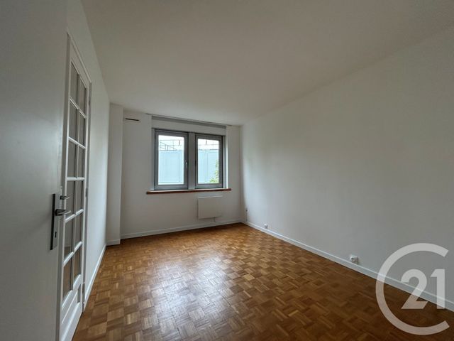 Afficher la photo en grand Appartement F3 à louer - 3 pièces - 70,28 m2 - Paris - 75014 - ILE-DE-FRANCE