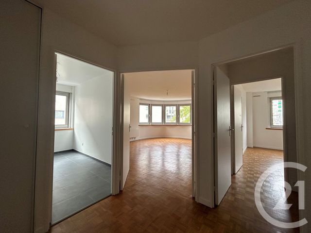 Afficher la photo en grand Appartement F3 à louer - 3 pièces - 70,28 m2 - Paris - 75014 - ILE-DE-FRANCE