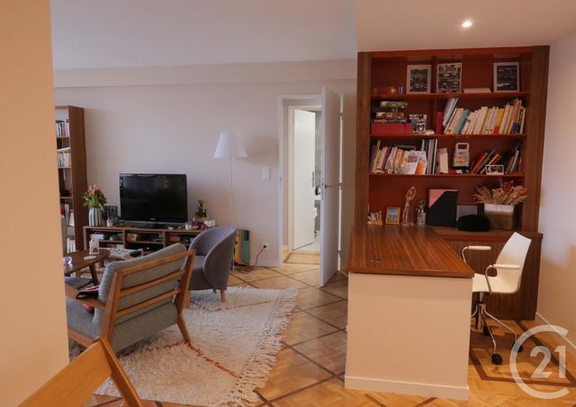 Appartement F2 à louer - 2 pièces - 52,97 m2 - Paris - 75015 - ILE-DE-FRANCE