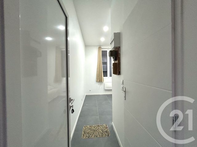 Appartement Studio &agrave; louer - 1 pi&egrave;ce - 13 m2 - Paris - 75018 - ILE-DE-FRANCE