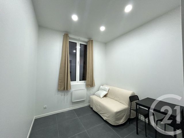 Appartement Studio à louer PARIS