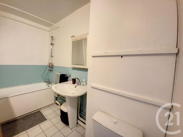 Appartement T1 &agrave; louer - 1 pi&egrave;ce - 44 m2 - Paris - 75013 - ILE-DE-FRANCE