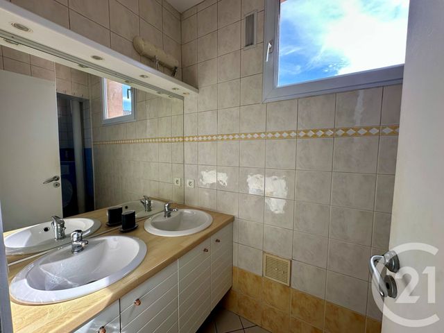 Appartement F3 &agrave; louer - 3 pi&egrave;ces - 42,95 m2 - Montrouge - 92 - ILE-DE-FRANCE