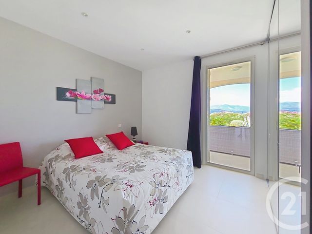 Afficher la photo en grand Appartement T3 à vendre - 3 pièces - 77 m2 - Grosseto Prugna - 201 - CORSE